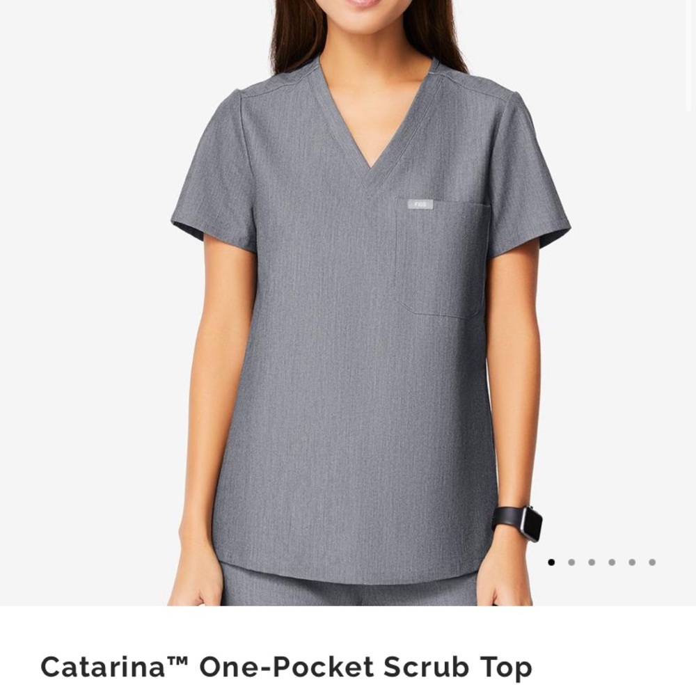 Graphite FIGS top